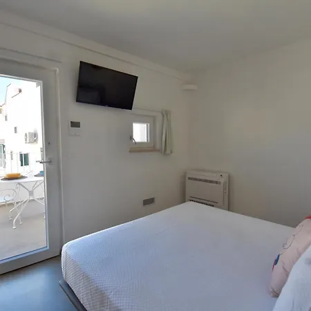 Bianca & Apartment *
